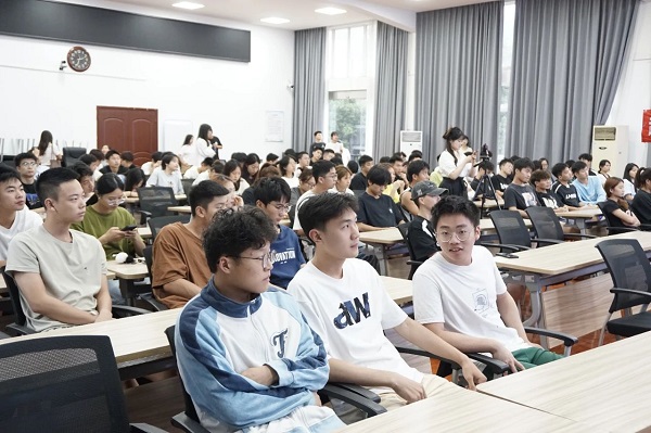 就業指導+精準送崗，瑞方人力多舉措助力高校畢業生穩就業 第3張